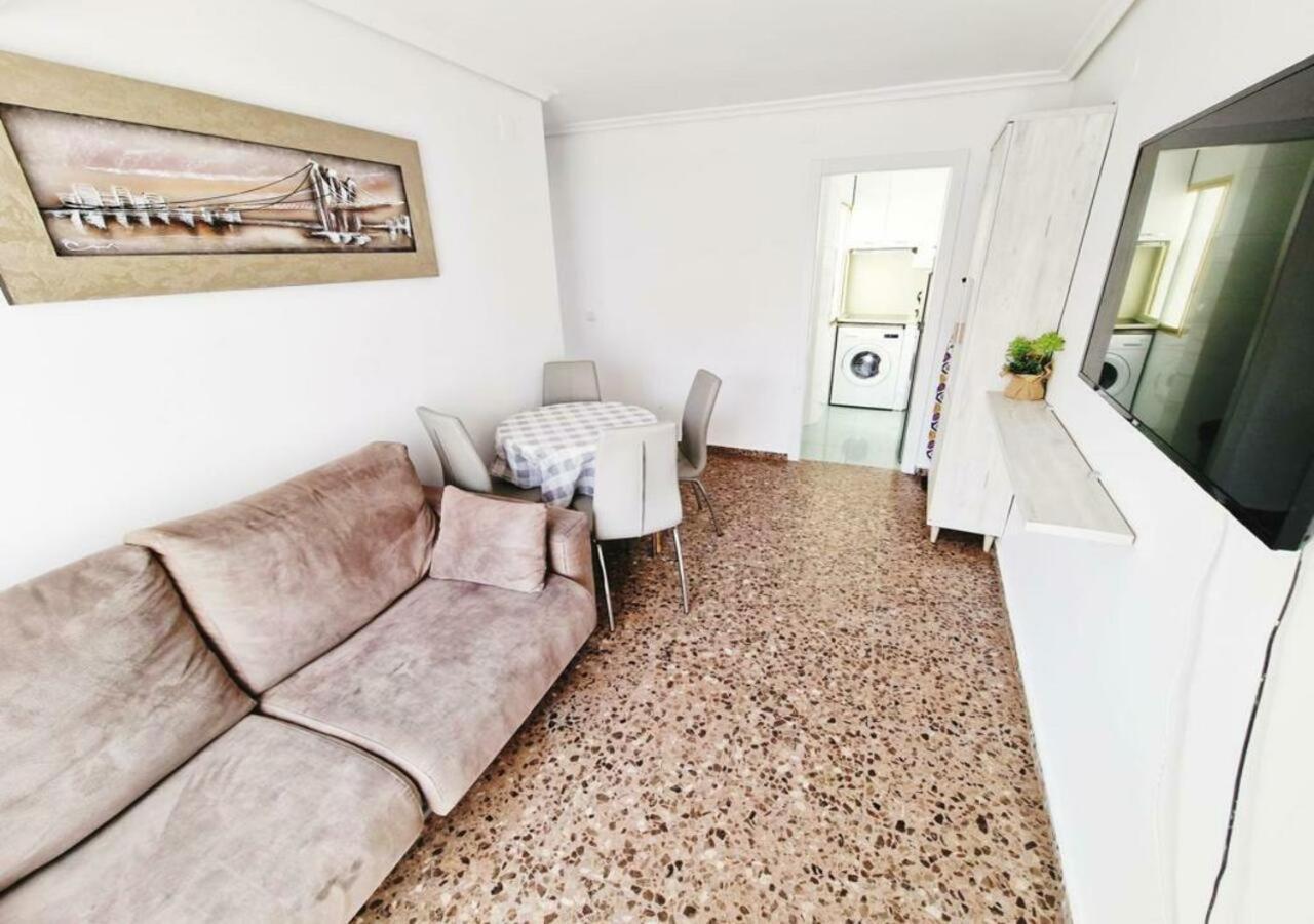 Carmen Apartments Бенидорм Экстерьер фото