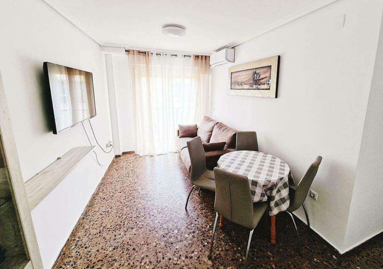 Carmen Apartments Бенидорм Экстерьер фото